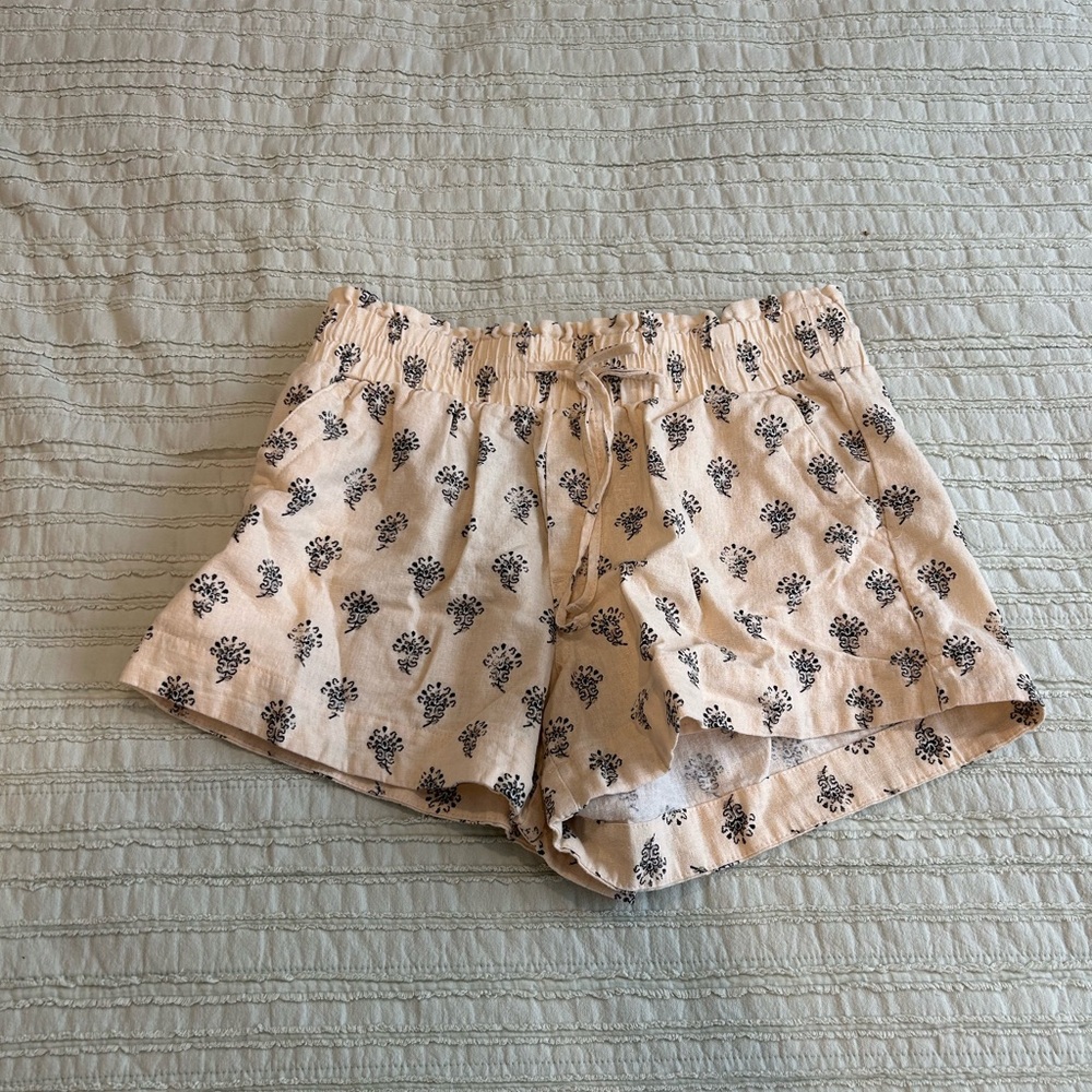 Cream shorts